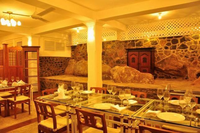 Forest Edge Hotel Ginigathena 外观 照片
